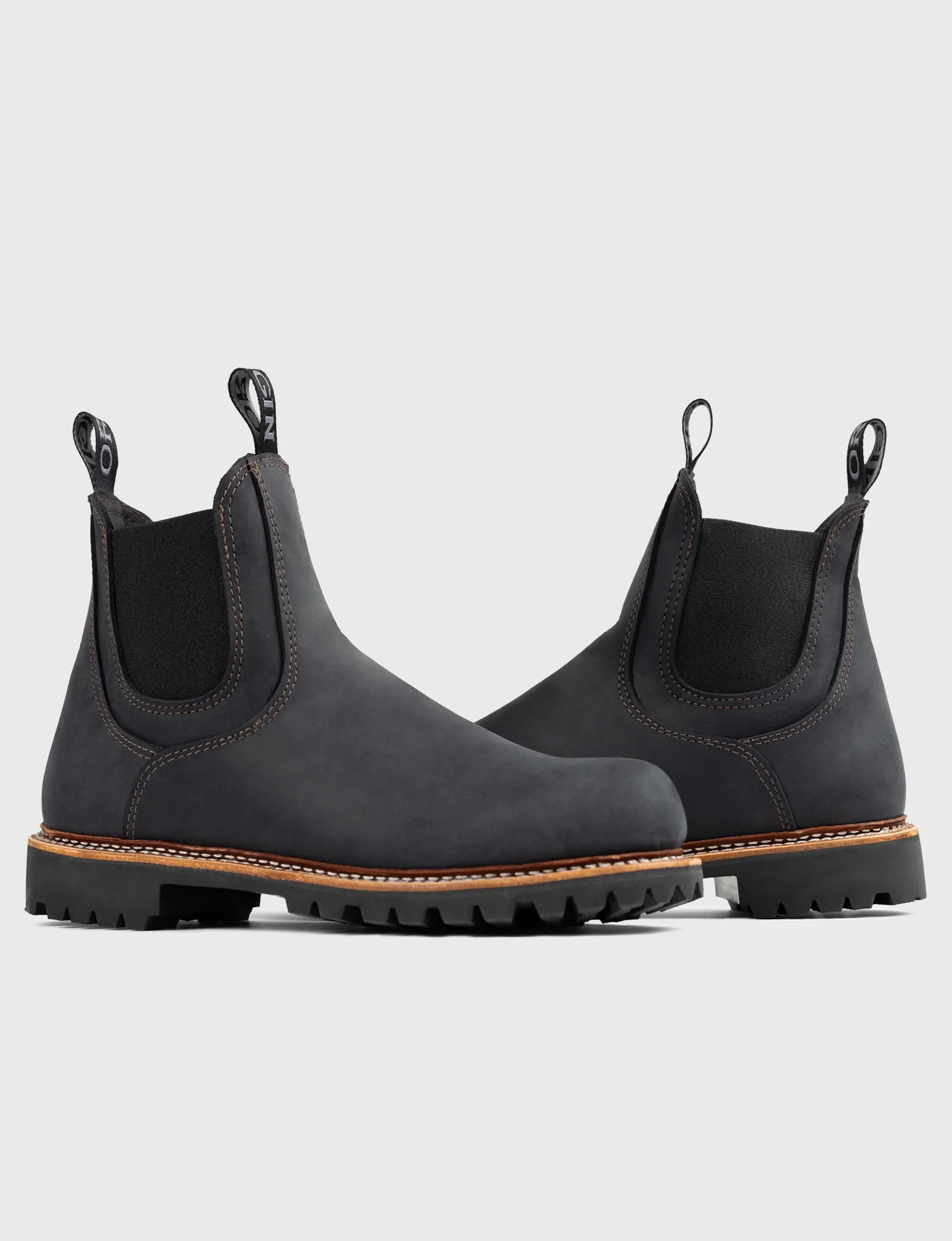 IRONSIDE CHELSEA BOOT BIG LUG SOLE - Image 4