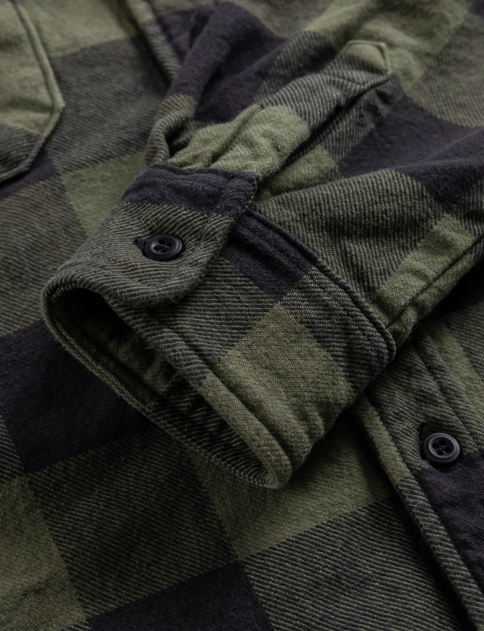 THE HEAVY FLANNEL - Image 21