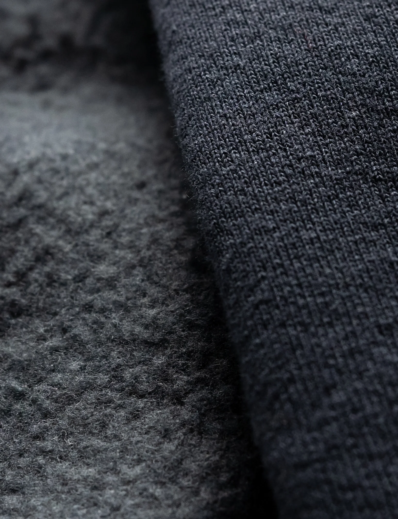 THE HEAVY HALF ZIP HOODIE - Image 39